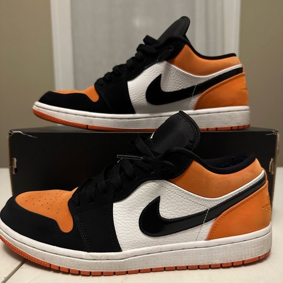 Nike Air Jordan Retro 1 Shattered Backboard Low sz 11 main image 2